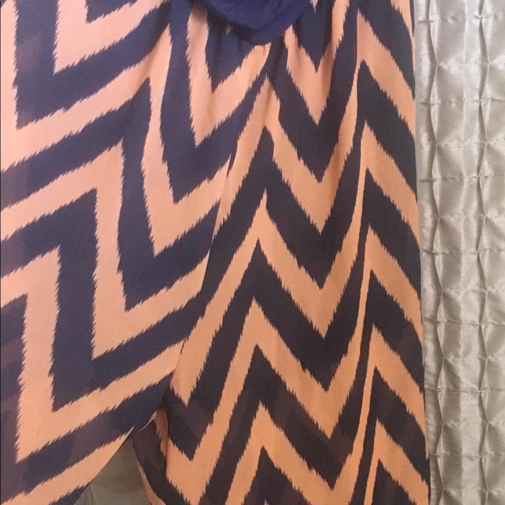 Romper - Picture 2 of 4